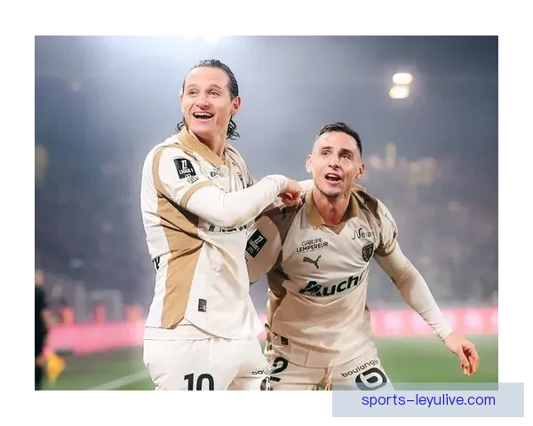 里尔对阵朗斯默尼耶费尔南德斯首发托万爱德华出战全解析